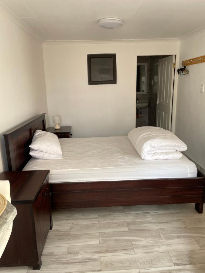 The Oasis Accommodation Lüderitz エクステリア 写真